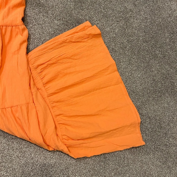Brand new! Light weight, flowy pants - Picture 9 of 12